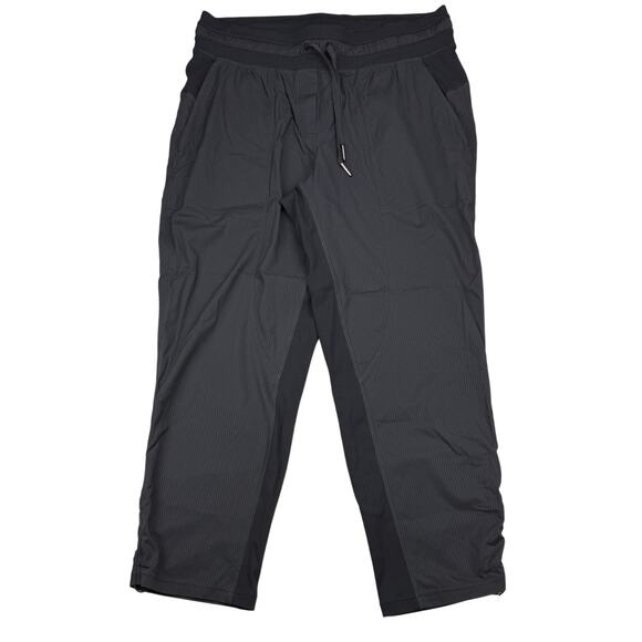 LULULEMON Dance Studio Mid-Rise Crop 25" Size 8 Black - Picture 5 of 10